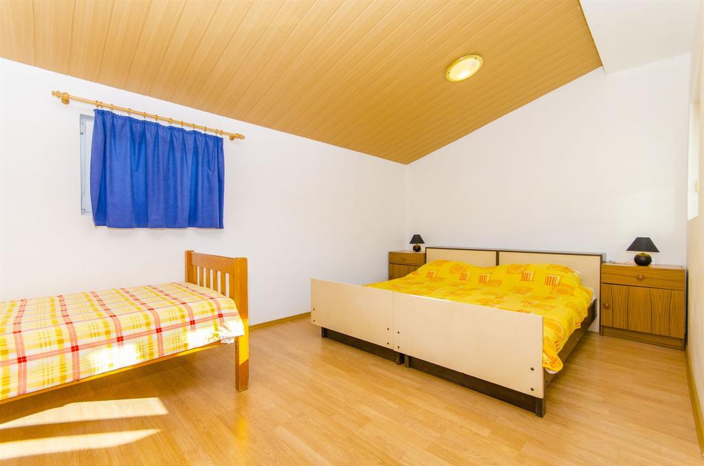 Apartments Nada 罗戈兹尼察 外观 照片